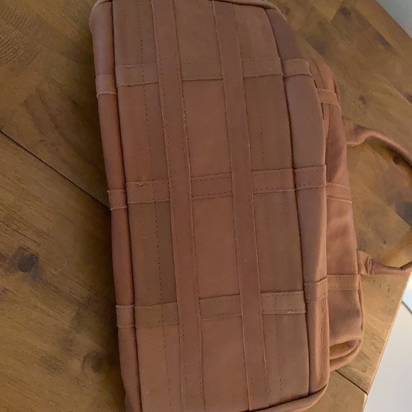 •Leather Weekender• - Picture 4 of 4